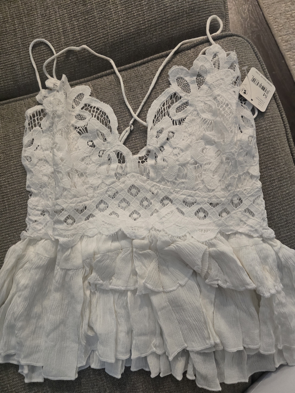 White Lace Ruffled Cropped Cami